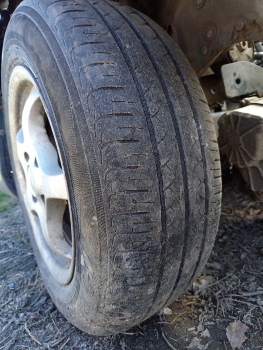 Продам диски с летней резиной r15