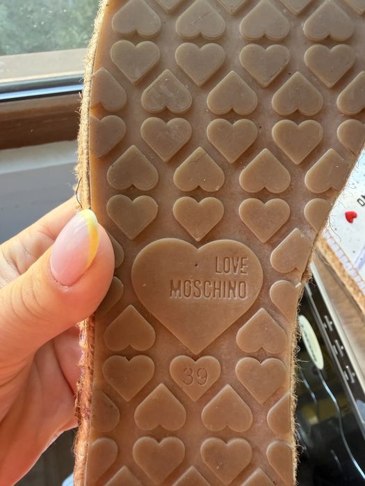 Moschino еспадрили 39 номер