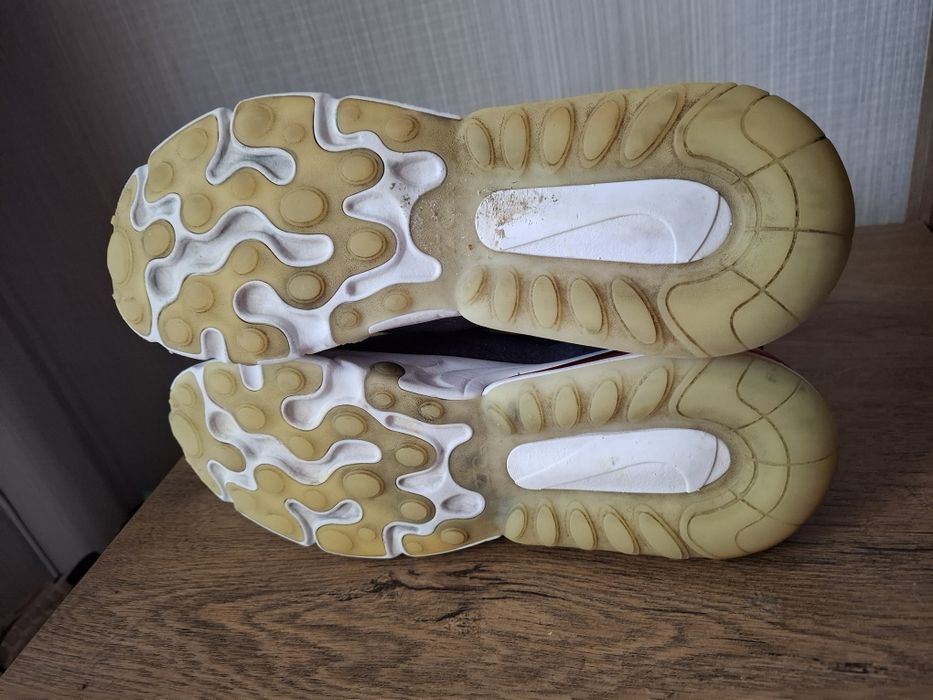 Nike air Zoom React маратонки 42 номер.