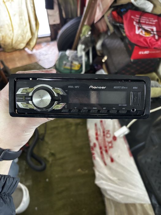 Продам магнитолы оригинал