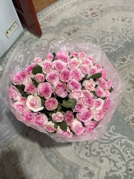 Шикарный букет из 51 розы