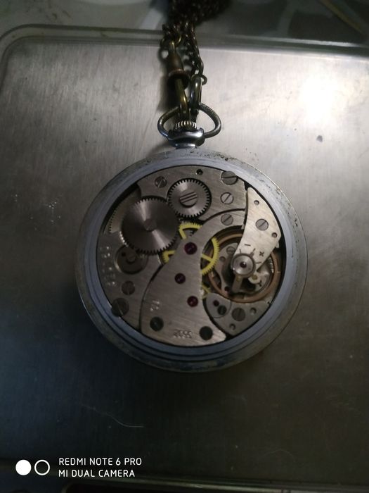 Продаются механические часы ,"молния"USSR "полет"