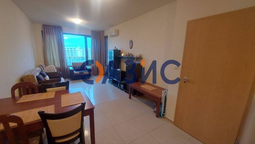 Продава се Двустаен апартамент в к.к. Слънчев бряг - 63 кв.м за 559 €/кв.м - Снимка #2
