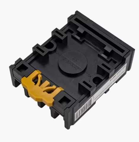 Цокольный разъем Р8Ц.