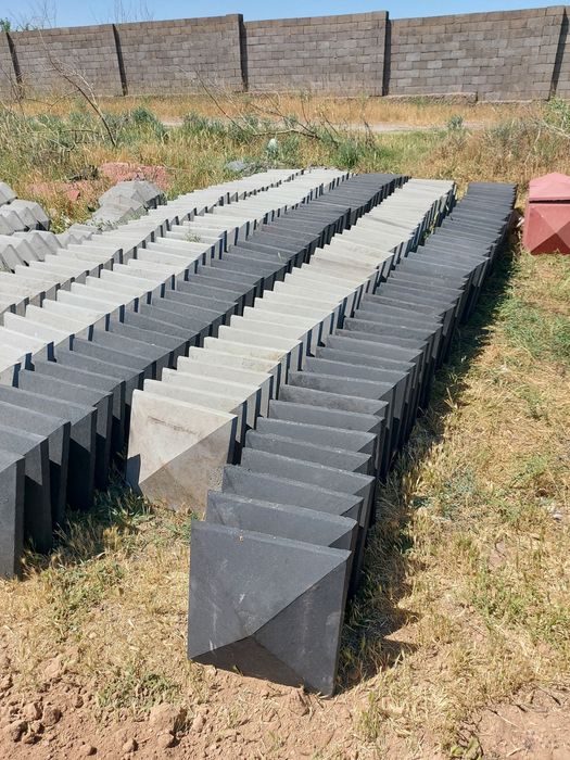 Шляпа козерог шлакоблокқа қоятын