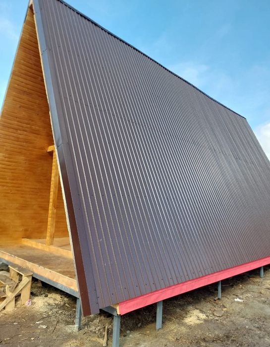 Vindem cabane tip A-frame