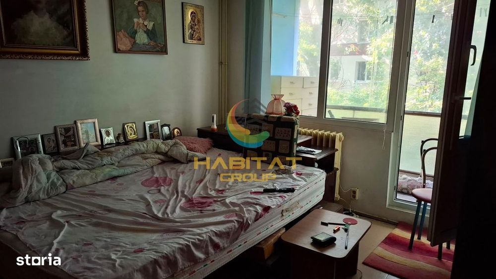 Apartament 4 camere decomandat Resita -  Scoala 129