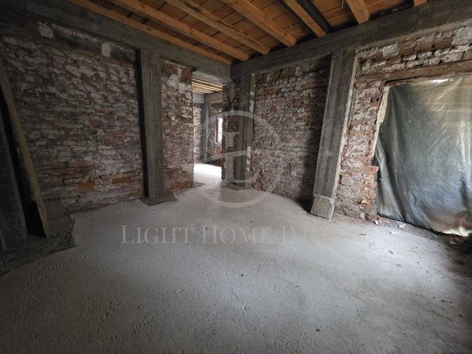 Продава се Къща в Пловдив, Кючук Париж - 111 кв.м за 1577 €/кв.м - Снимка #19