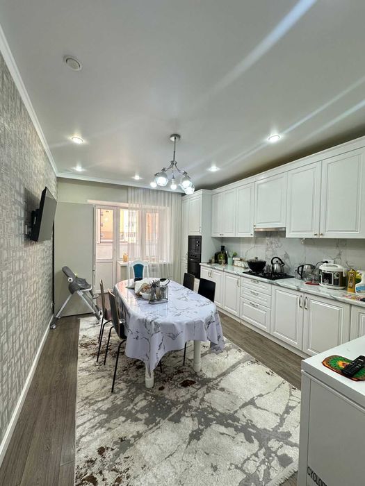 Батыс 4 ка 134м кв