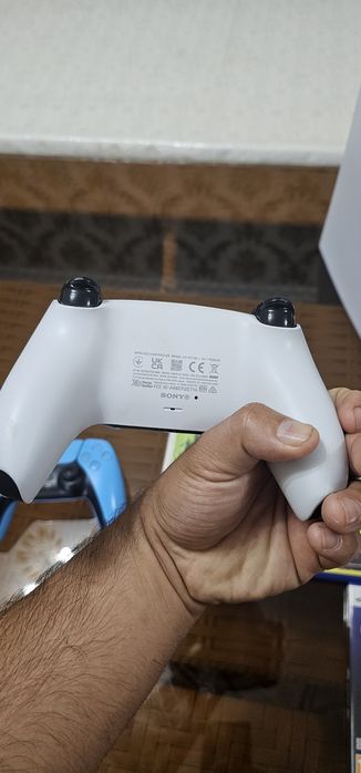 Продам Playstation 5