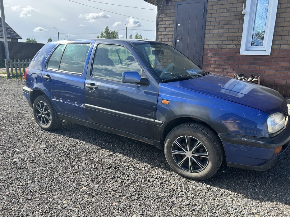 Автомобиль Гольф 3