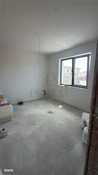 DUPLEX 110 mp | Despărțit prin cameră tehnică | Te