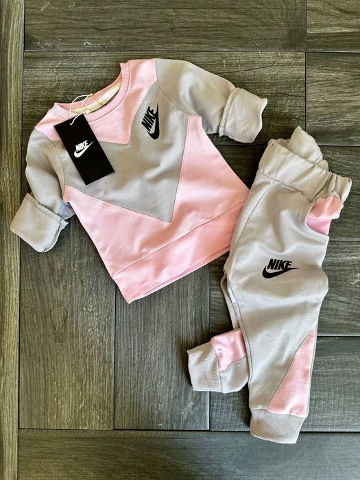 Trening fete si baieti