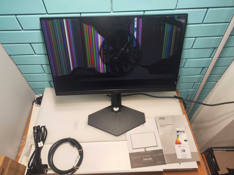 За части – AOC 24G4XE 24" 180Hz