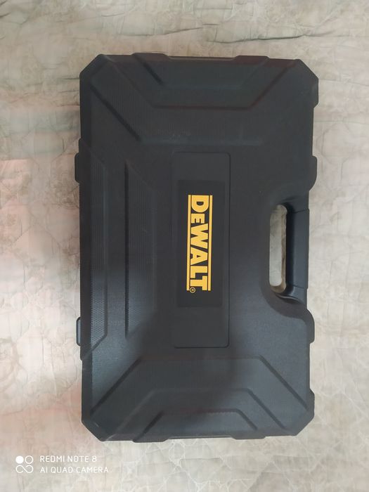 DeWalt перфоратор
