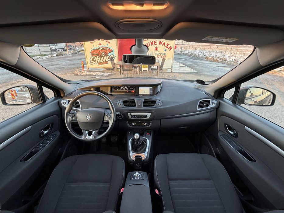 Renault Grand Scenic 2015 / 1.6 DCI / 7 locuri / 131 CP / Euro5