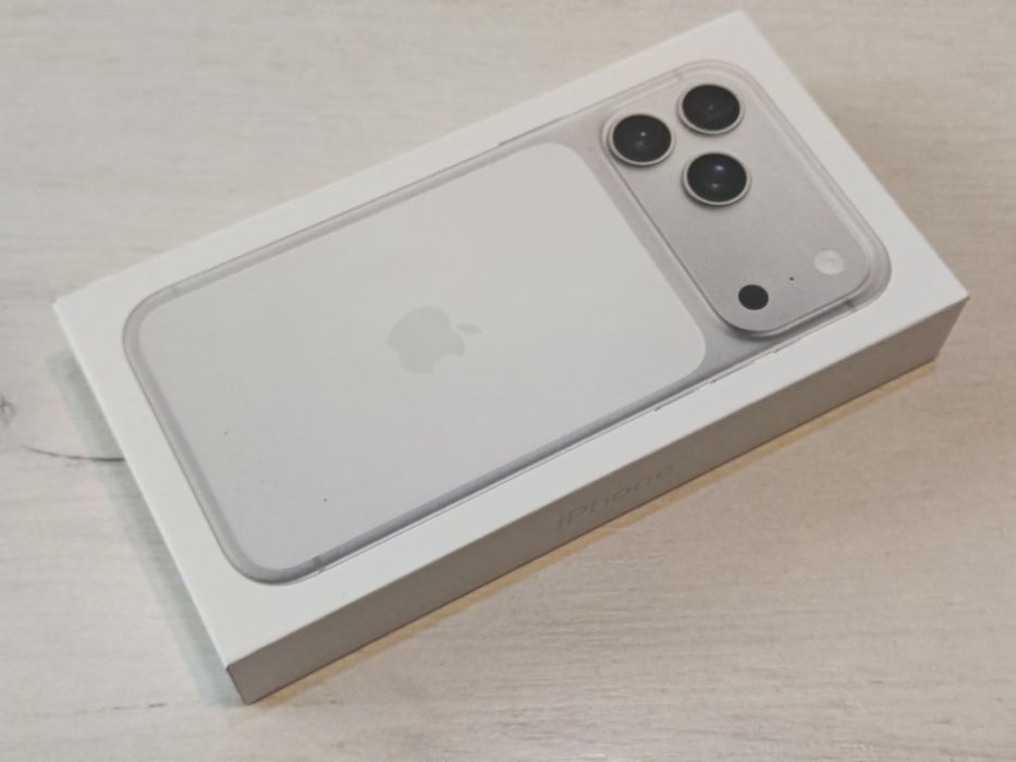 Чисто нов iPhone 17 Pro Max 256 GB Гаранция