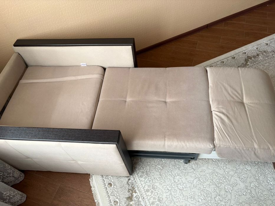 Продам диван и кресло