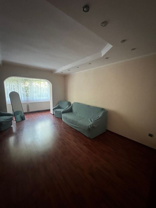 Apartament de închiriat în alea trandafirilor
