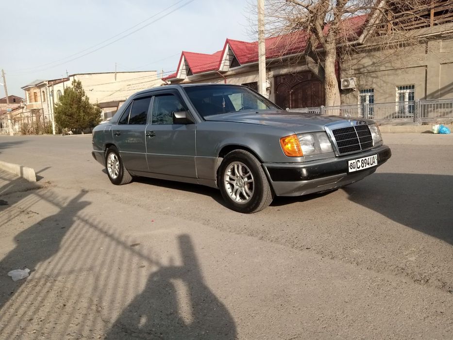 Мерседес бенз 124 сотилади