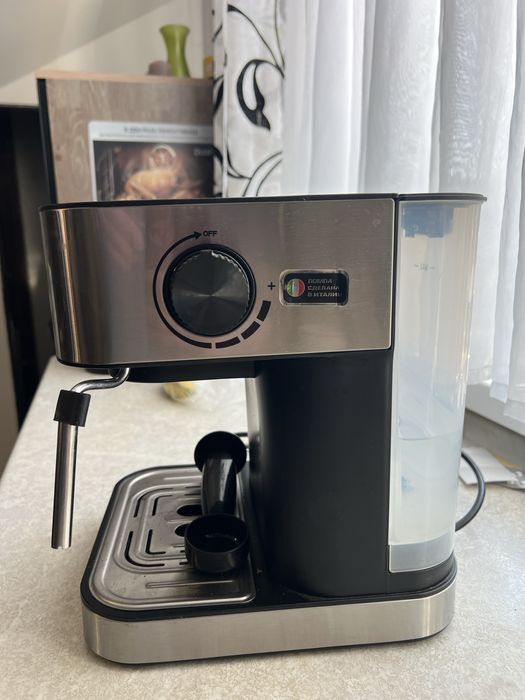 Продается кофе машинка караганда