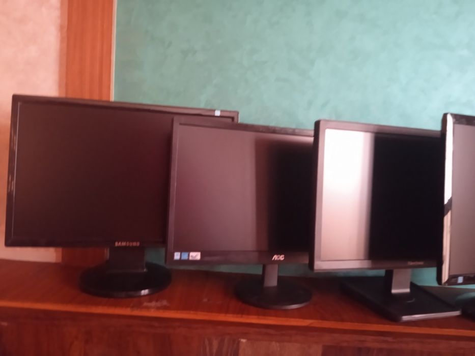 Монитор 19 Aoc Samsung