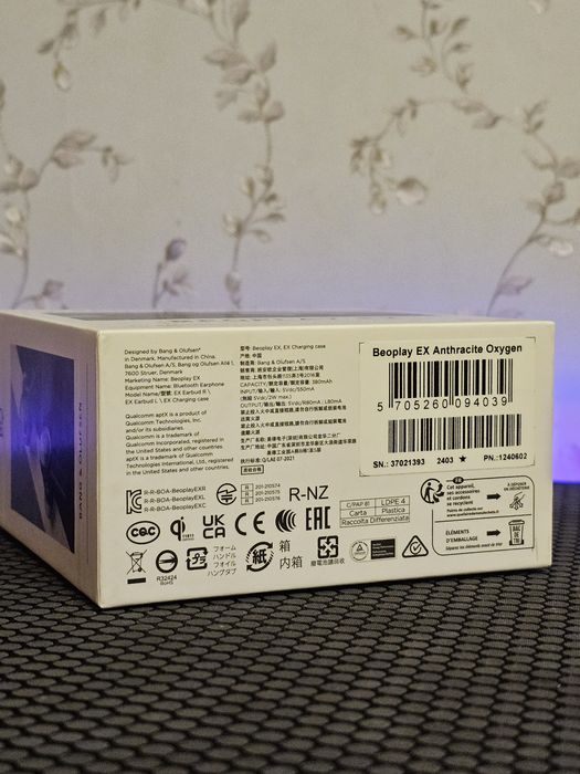 Bang & Olufsen Beoplay EX Anthracite Oxygen