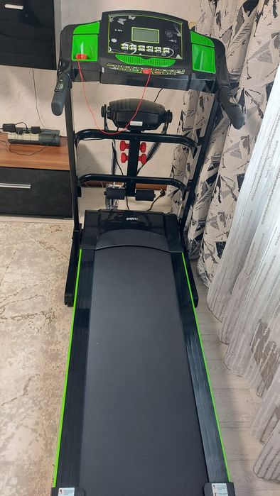 Продам беговую дорожку