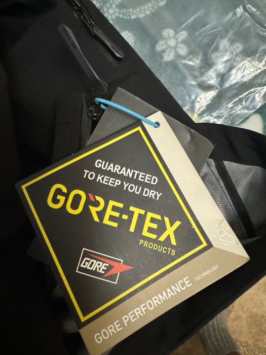 Ветровка Arcteryx