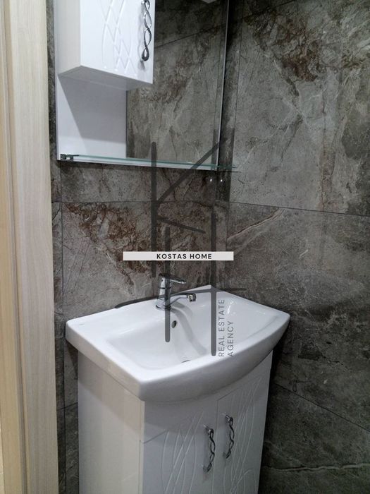 Продава се Двустаен апартамент в Варна, м-т Пчелина - 50 кв.м за 2500 €/кв.м - Снимка #8