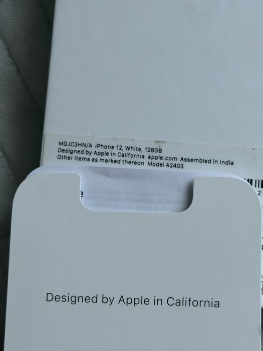 iPhone 12 128 GB белый