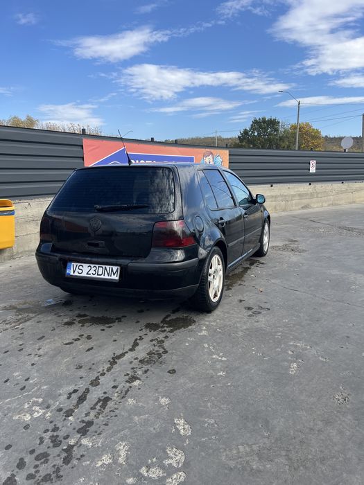 VOLKSWAGEN Golf 2000 — imagine 3