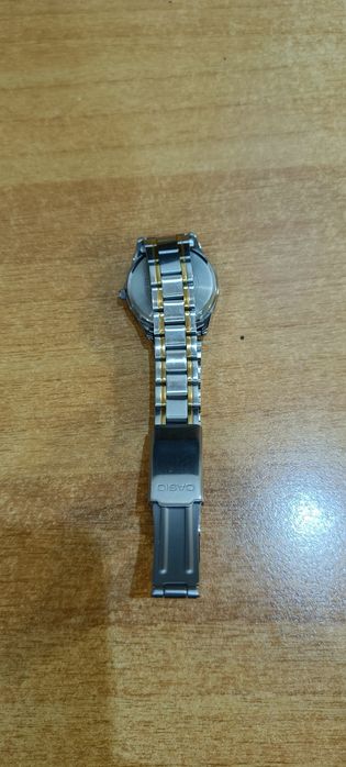 Класически дамски часовник Casio Collection (LTP-V005SG) – Сребрист/Златист