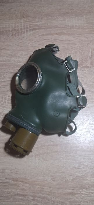 Продам противогаз гп 4 у