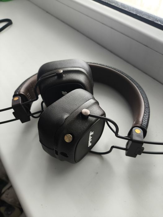 Продаю Marshall IV