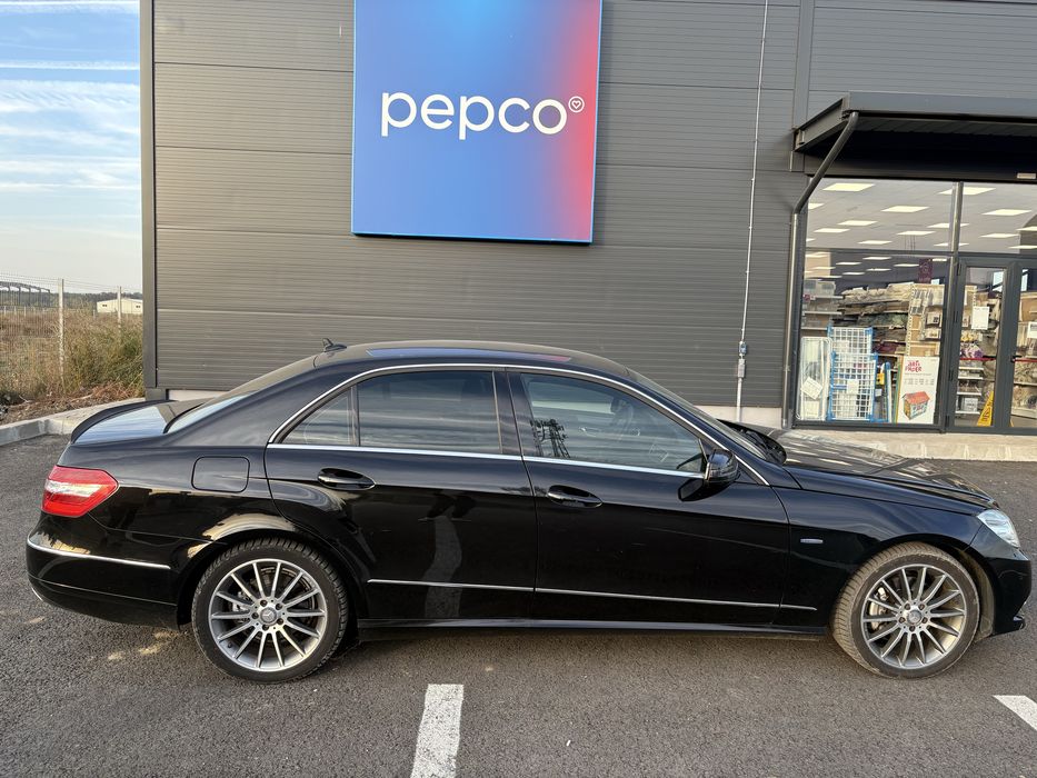 MERCEDES-BENZ E-Class 2011 — imagine 4