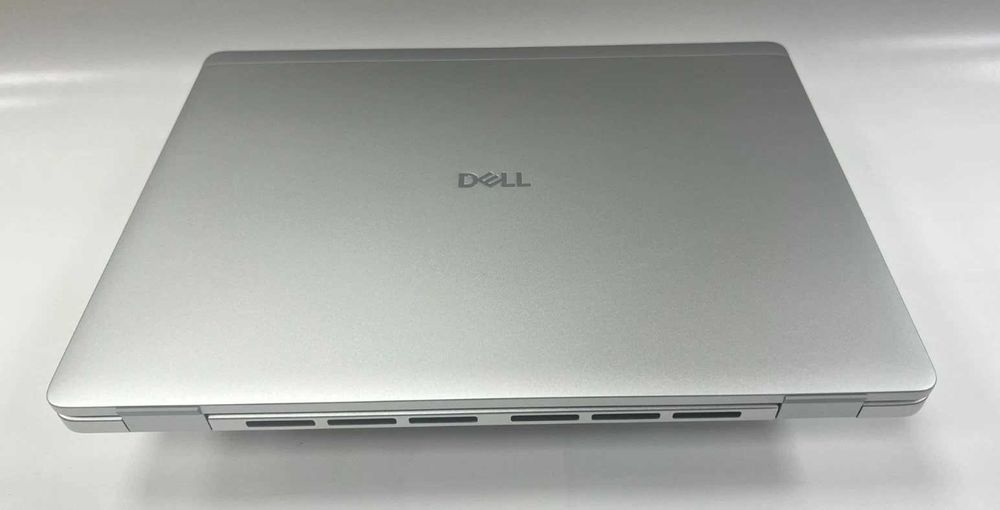 Dell Pro 14 FHD+/Intel Core 5 120U/16GB RAM/512 SSD/ЧИСТО НОВ Гаранция