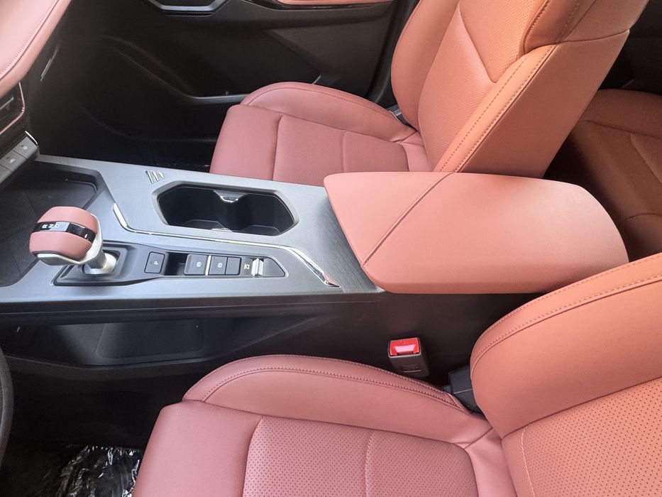 Салон на changan x5 plus
