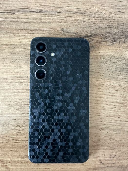 Samsung S24 черный, 8/256