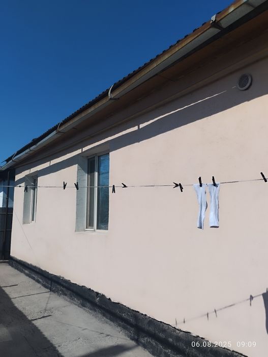 Кирпичный дом продается