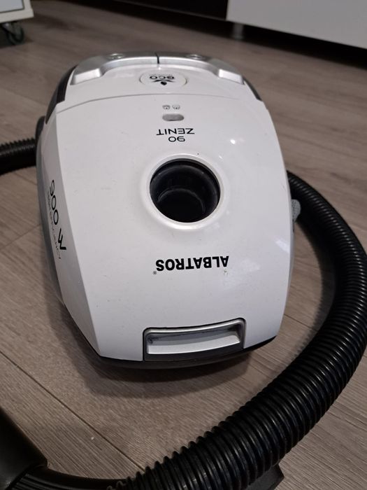 Aspirator albatros 900W