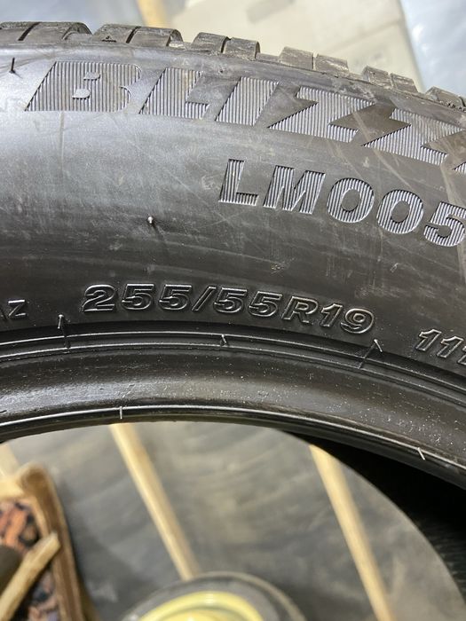 Продам шины 255/55/19