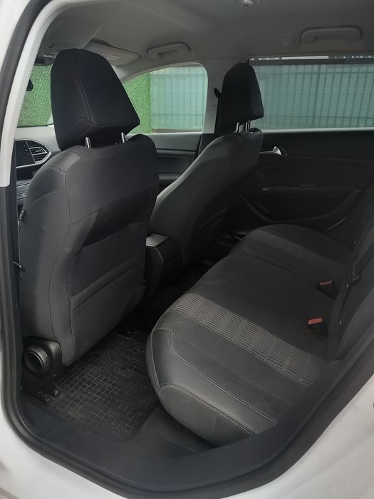 Продавам Peugeot 308, 2020 г. , 1.5 HDI, 131 к. с, Euro 6D!