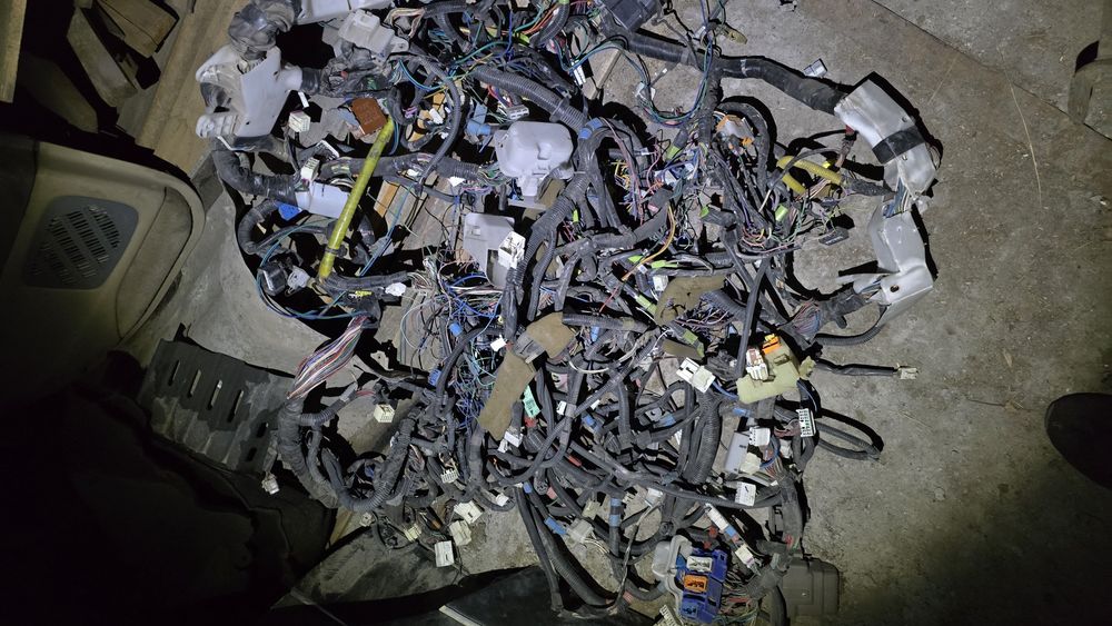 Продам проводку Lexus GS300