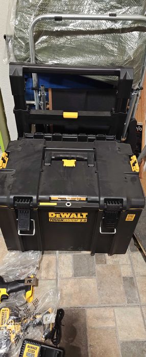 Инструменти DeWalt