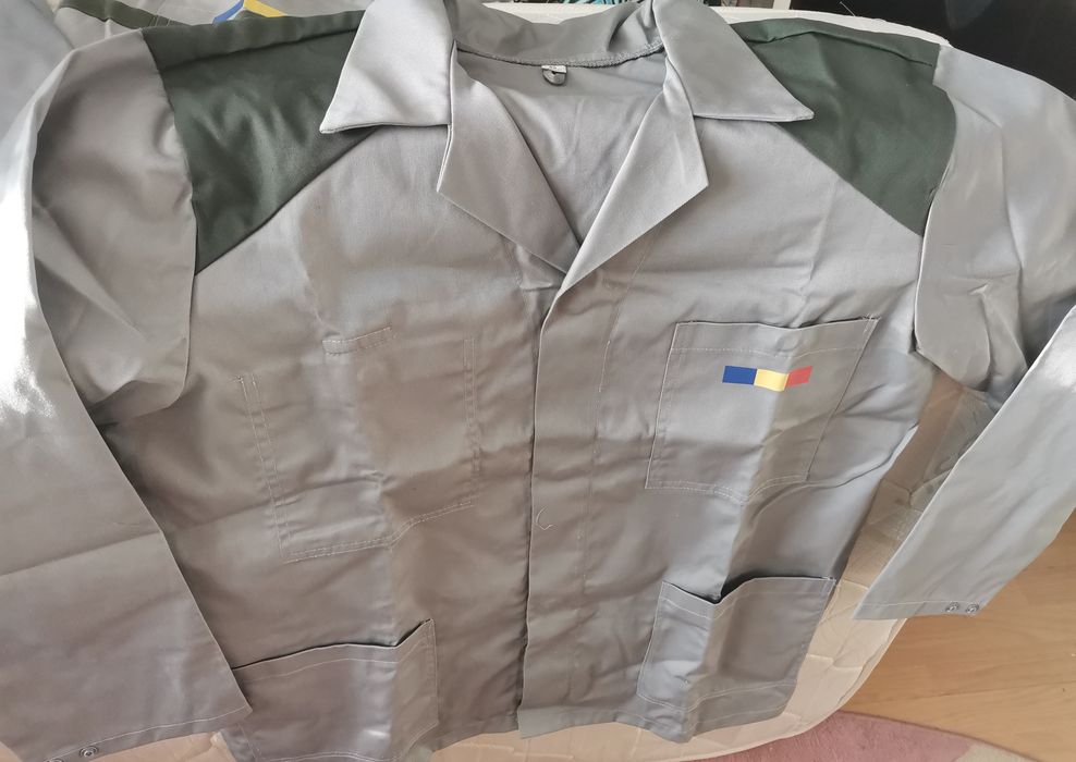 Bluza de salopeta