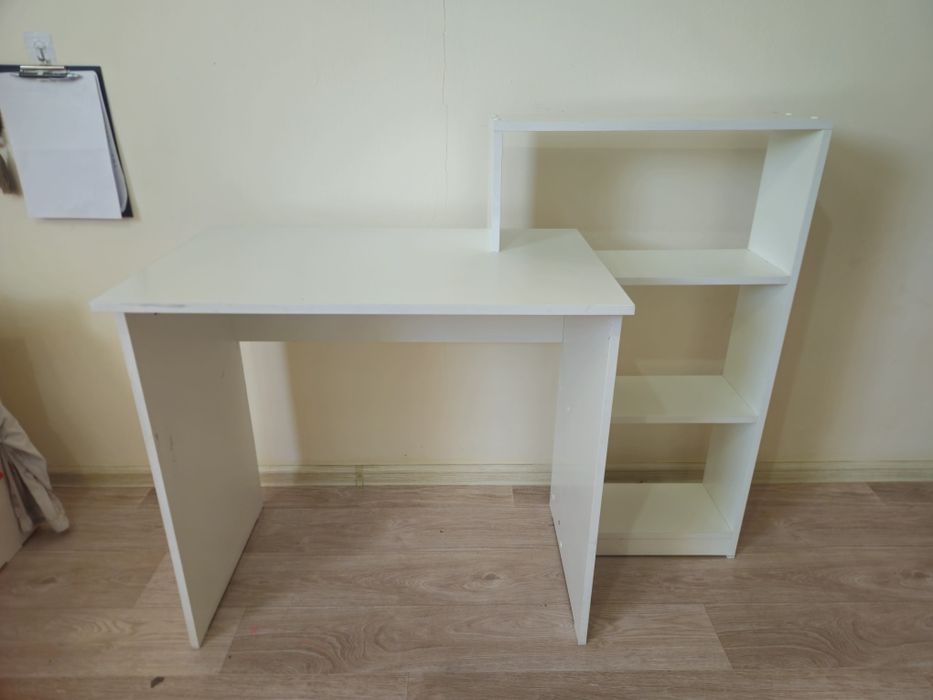 Стол письменнный