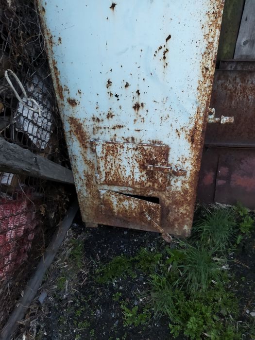 Продам печь котёл и титан