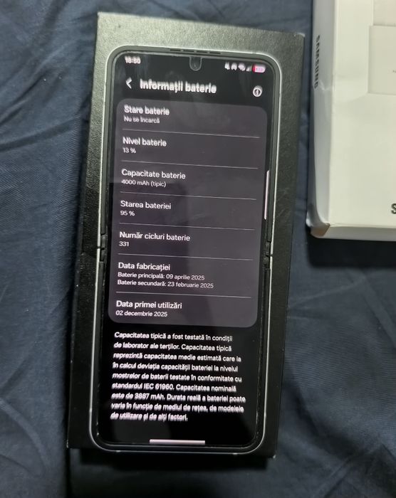 Samsung Galaxy z flip 6 95% capacitatea bateriei