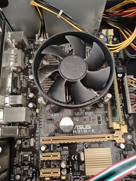 Продам компьютер Intel core i3 3 поколение